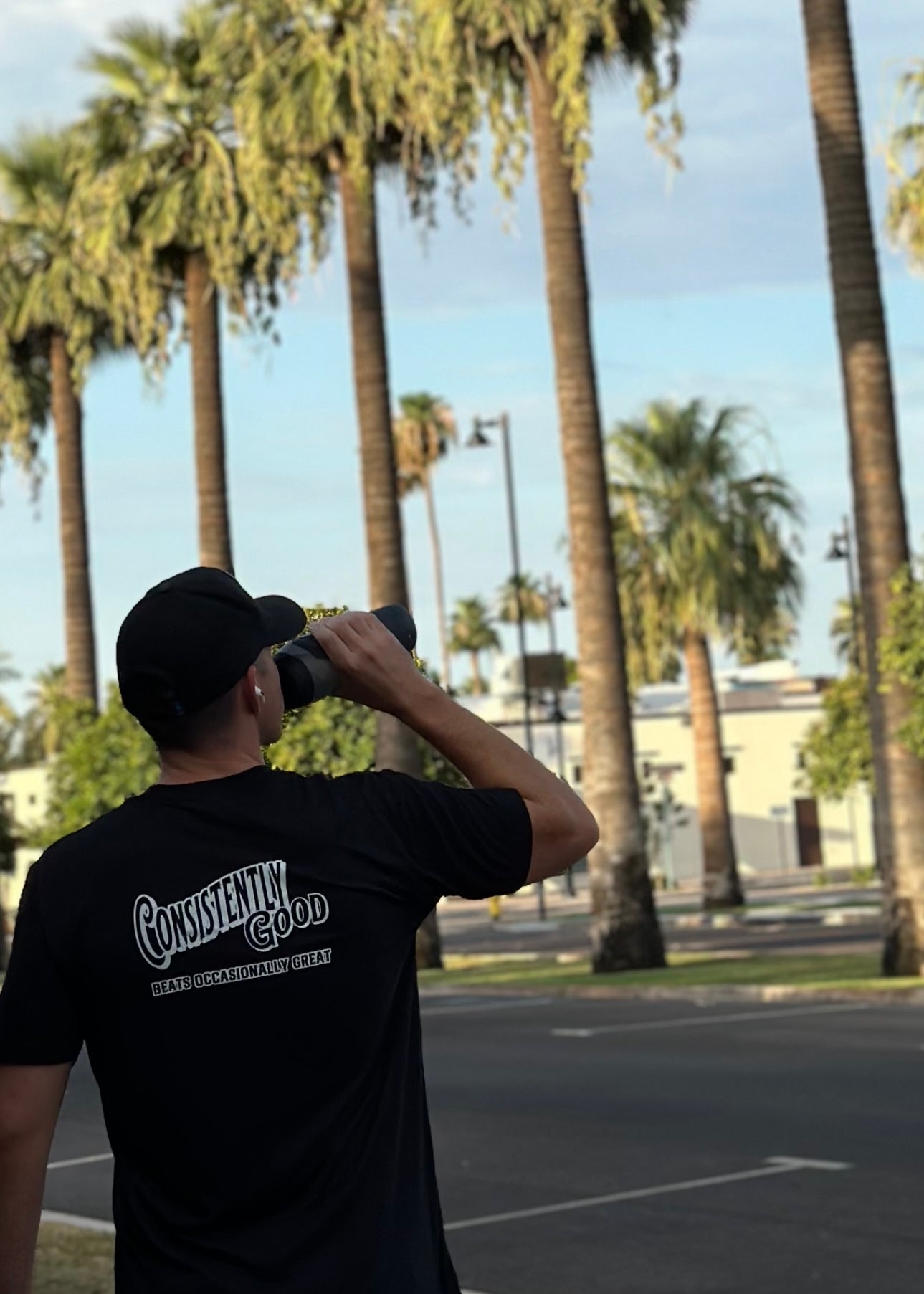 CONSISTENTLY GOOD beats occasionally great (BLACK)